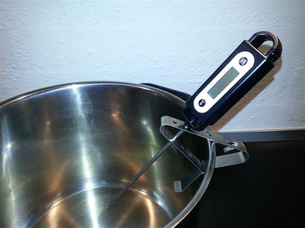 Clips / Holder til termometer