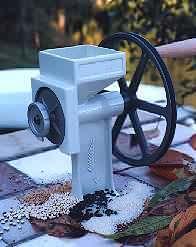 The Country Living Grain Mill, melkvern